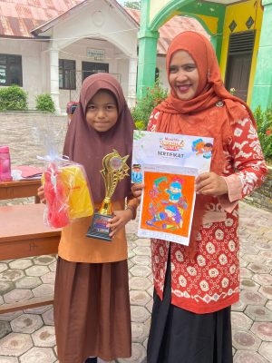 Juara 1 Mewarnai
